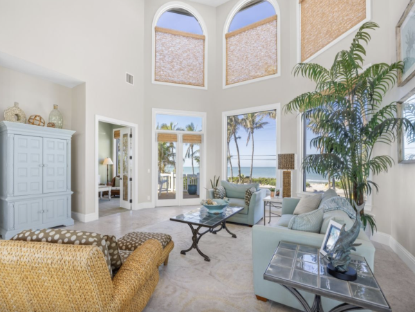 Bay to Gulf  Luxury Five Bedroom Vacation Home with Pool